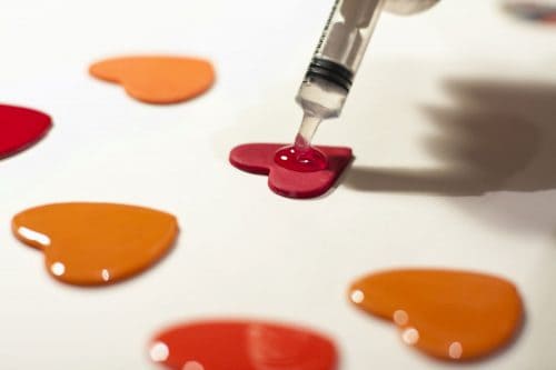 Read more about the article Best Varnishes For Polymer Clay