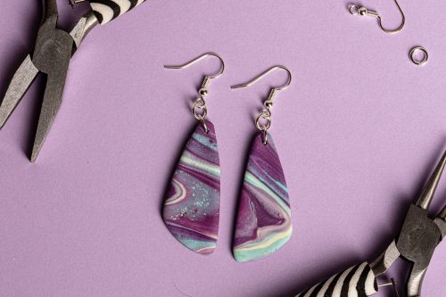 Read more about the article 15 Awesome Polymer Clay Earring Design Ideas